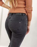 Hidden Jeans - The Long Jeans - Black - CoCapsules