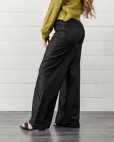 Hidden Jeans - Faux Leather Jeans - CoCapsules