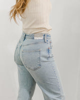 Mavi - Savannah Straight Jean - Light Wash - CoCapsules