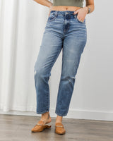 Hidden Jeans - Mom Jeans - Mid Wash - CoCapsules