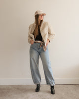 Barrel Leg Jeans - Light Wash