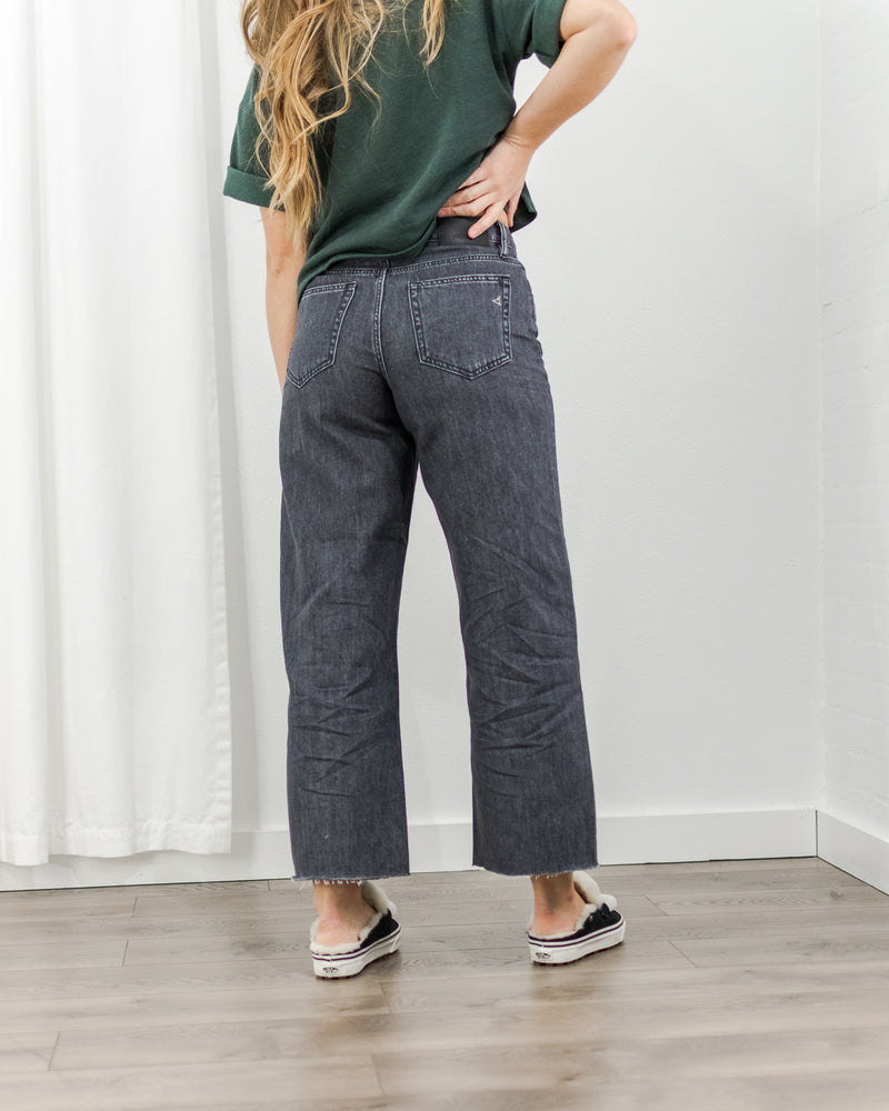  Hidden Jeans - Crop Wide Jeans - Gray - CoCapsules