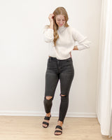  Hidden Jeans - The Distressed Skinny Jeans - CoCapsules