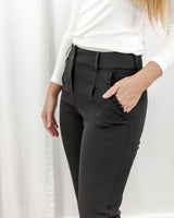  Molly Bracken - Ruffle Pocket Trousers - CoCapsules