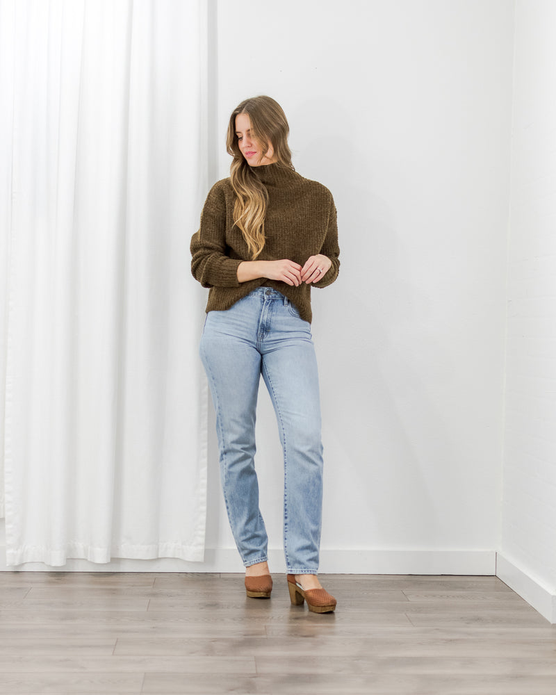  Hidden Jeans - Long Mom Jeans - Light - CoCapsules