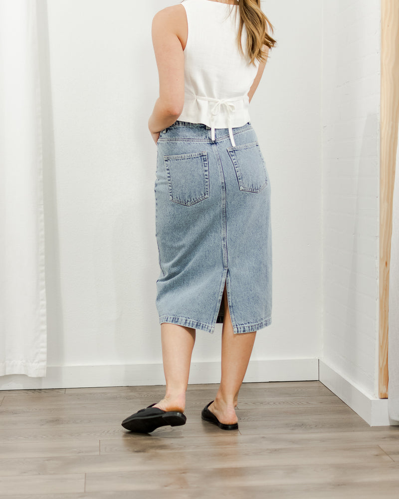  Molly Bracken - Denim Pencil Skirt - CoCapsules