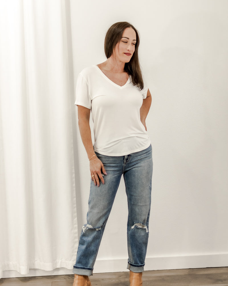  ABLE - Meghan V-Neck Tee - Off White - CoCapsules