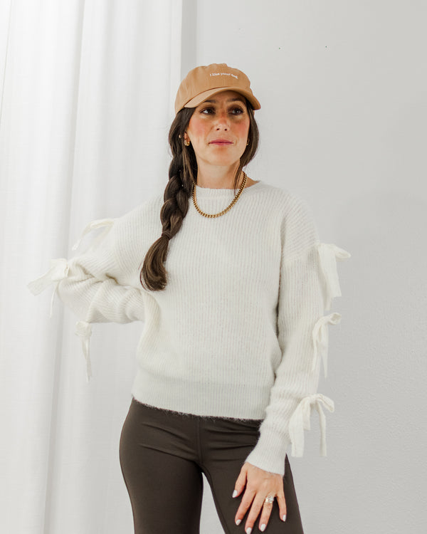  Molly Bracken - Bow Sweater - CoCapsules