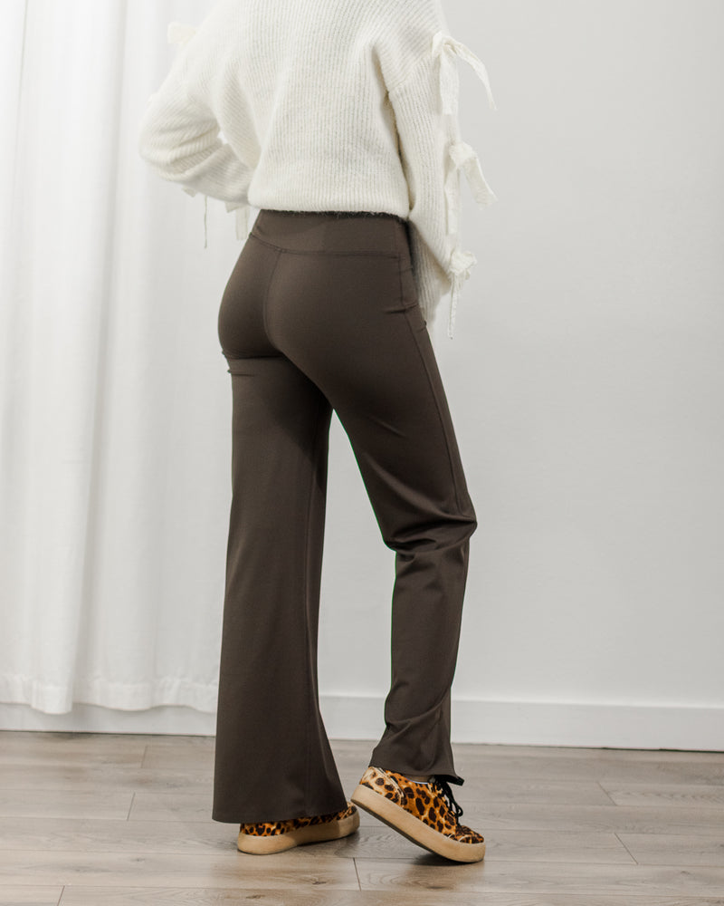  TravisMathew - Moveknit Bonded Pant - Brown - CoCapsules