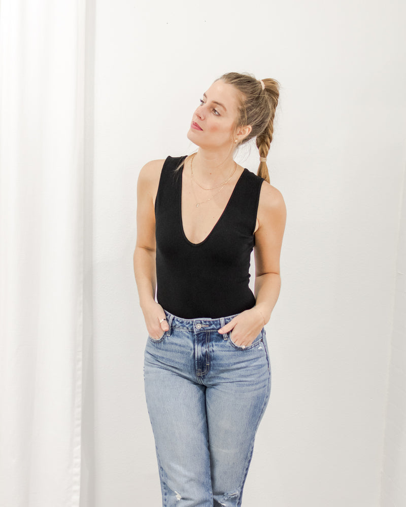 Deep V Bodysuit - Black
