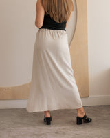  Molly Bracken - Linen Wrap Skirt - CoCapsules