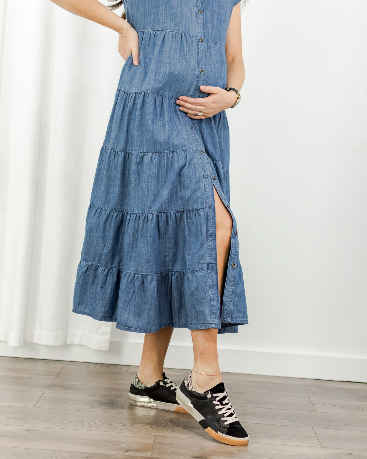 ワンピース Lace Trimmed Chambray Dress 01_1094_1024x.jpg?v=1747131271