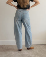 Barrel Leg Jeans - Light Wash