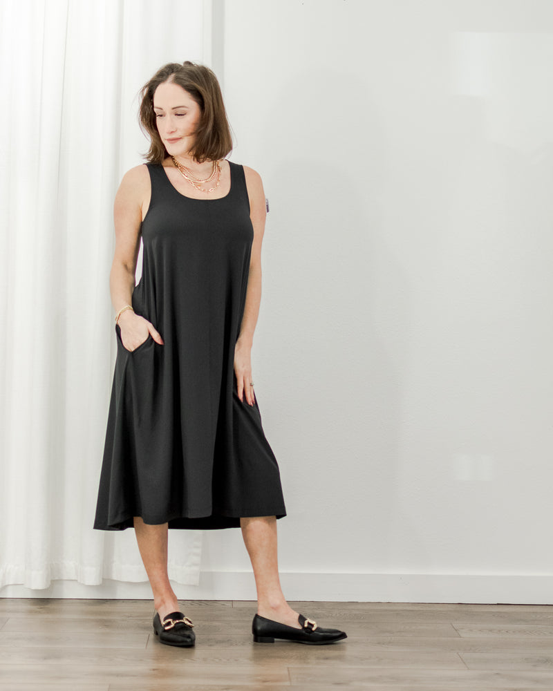 Women's Eco Friendly Black Midi Travel Dress | CoCapsules Women's Eco Friendly Black Midi Travel Dress | CoCapsules