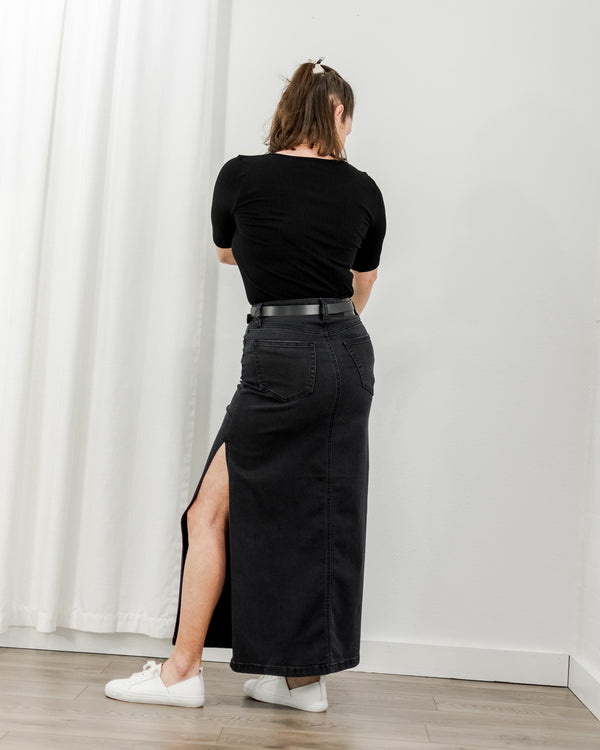 Peyton Stretch Skirt - Black