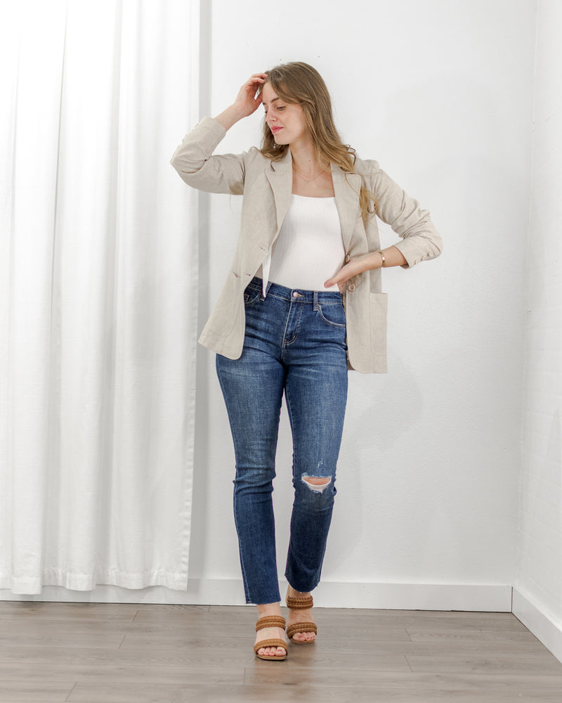 Relaxed Taper Jeans - Mid Blue