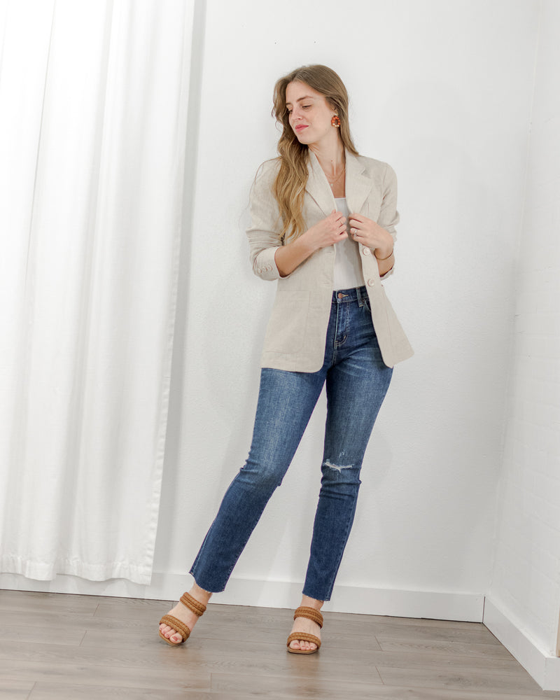 Relaxed Taper Jeans - Mid Blue