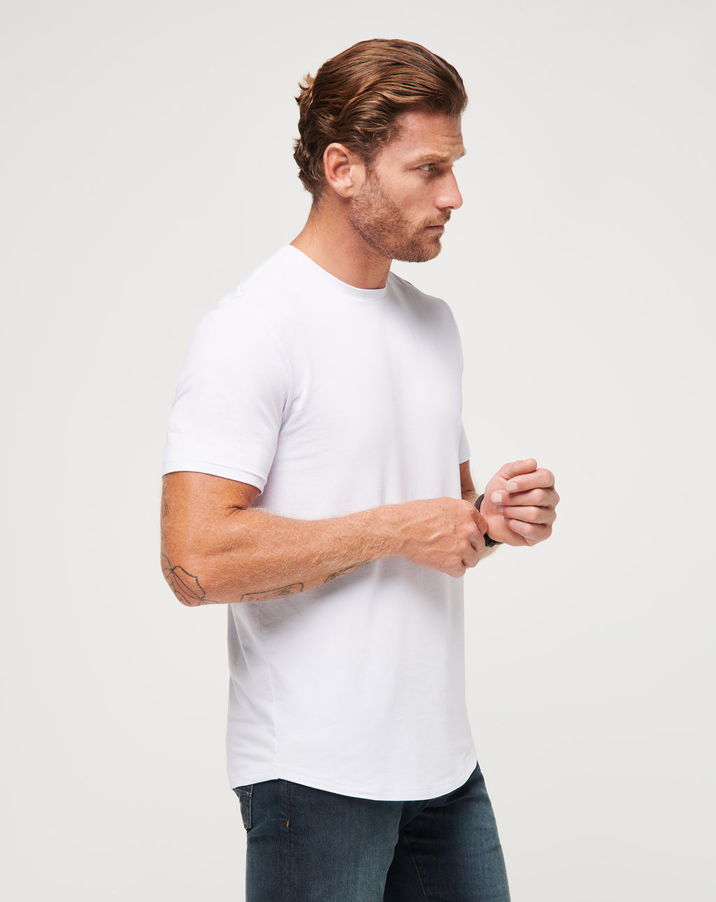 Men's Travis Mathew Cloud Crew Tee in White | CoCapsules