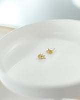 Gold Daisy Studs