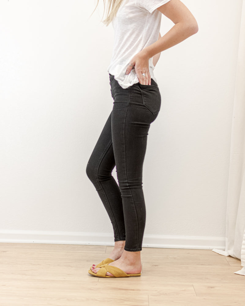 The Button Fly Skinny Jeans - Black